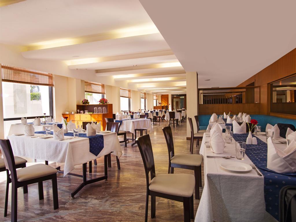 The Sunway Manor Hotel Pondicherry Exterior photo